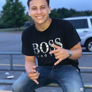 Meet your Posher, Adrian